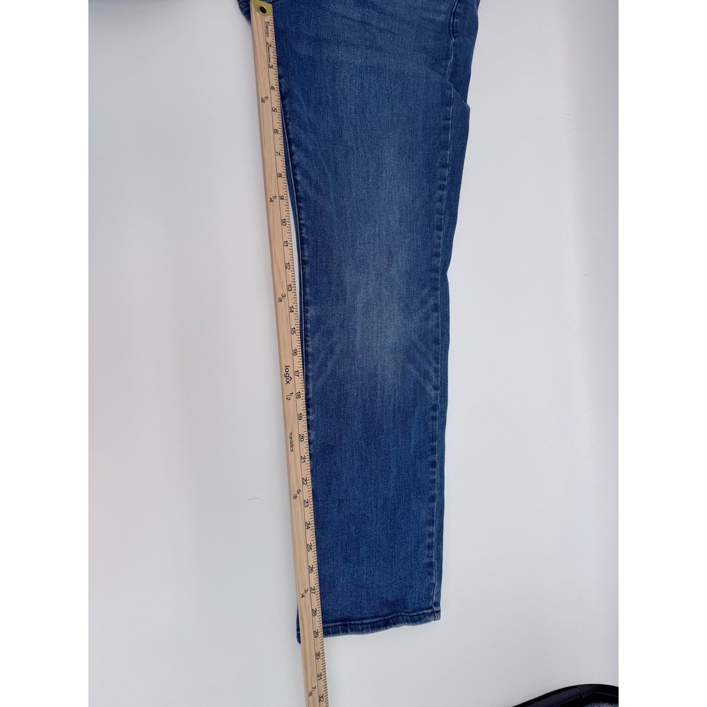 Lucky Brand Sweet Mid Rise Straight Jeans Womens 14/32 Medium Wash Denim Blue - Picture 7 of 10